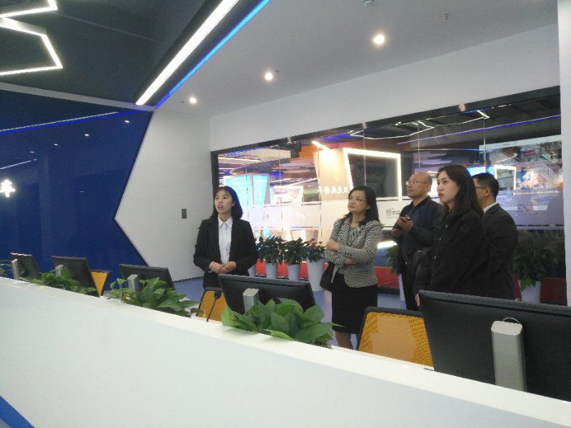https://mmbiz.qpic.cn/mmbiz_png/c6edGcgTIaTkHXmOf0BEcAia1fXCbJcSLwdNEFIE3ybOMzkkXXGVrMXSBmCUm5DGbdVrwwqNjOaV1e0JyfORkKw/640?wx_fmt=png
